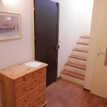 T4 8 Pers Proche Grazel, Parking Prive Et Terrasse - Fr-1-796-98 * Gruissan
