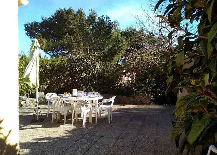 Villa T4 8 Pers Proche Grazel, Parking Prive Et Terrasse - Fr-1-796-98 Gruissan